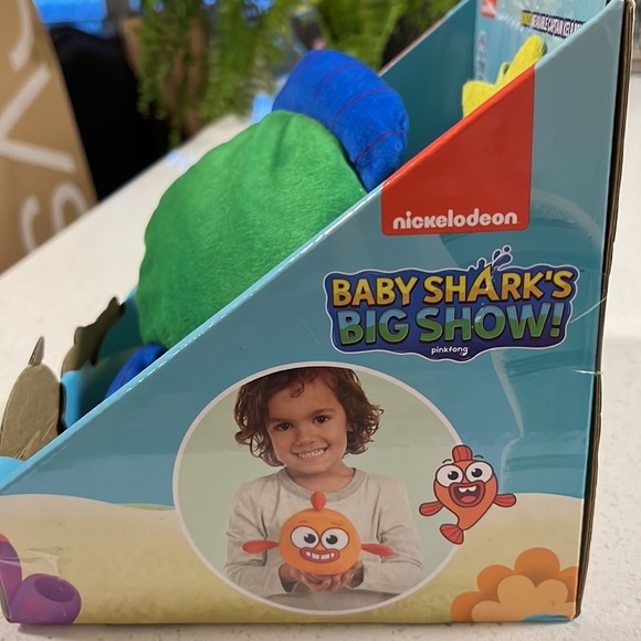 Baby Sharks Big Show. Brand New - Picture 5 of 7